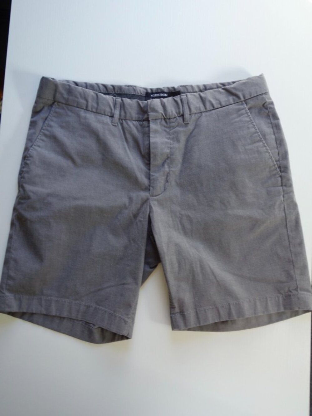 Nordstrom Tech Smart/Slim Fit Gray Shorts Size 34